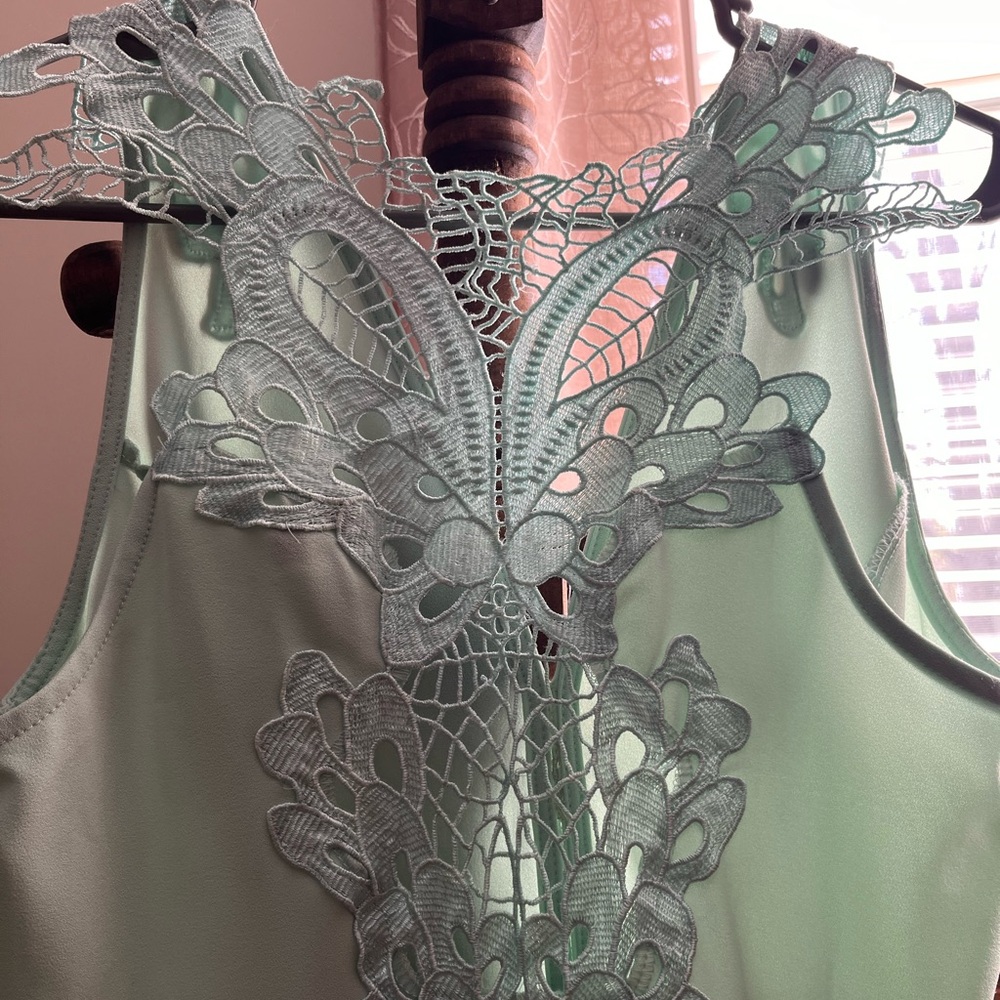 Teal detailed event dress - Picture 2 of 10